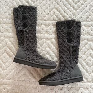 UGG Classic Gray Cardy Lattice Knit Tall Boots size 7 SN 1016557